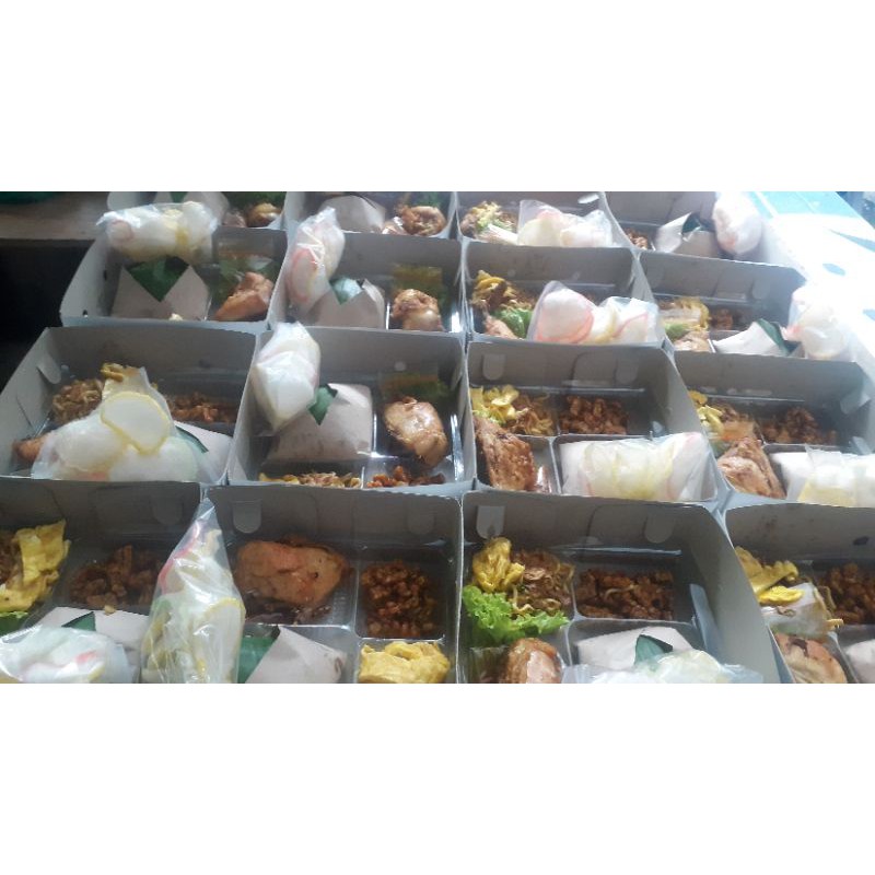 

paket nasi kuning