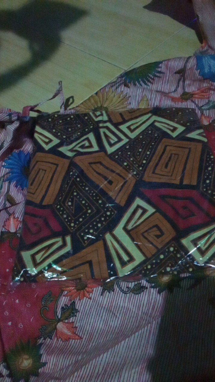 Sania Couple/couple Batik Hem Dan Dress