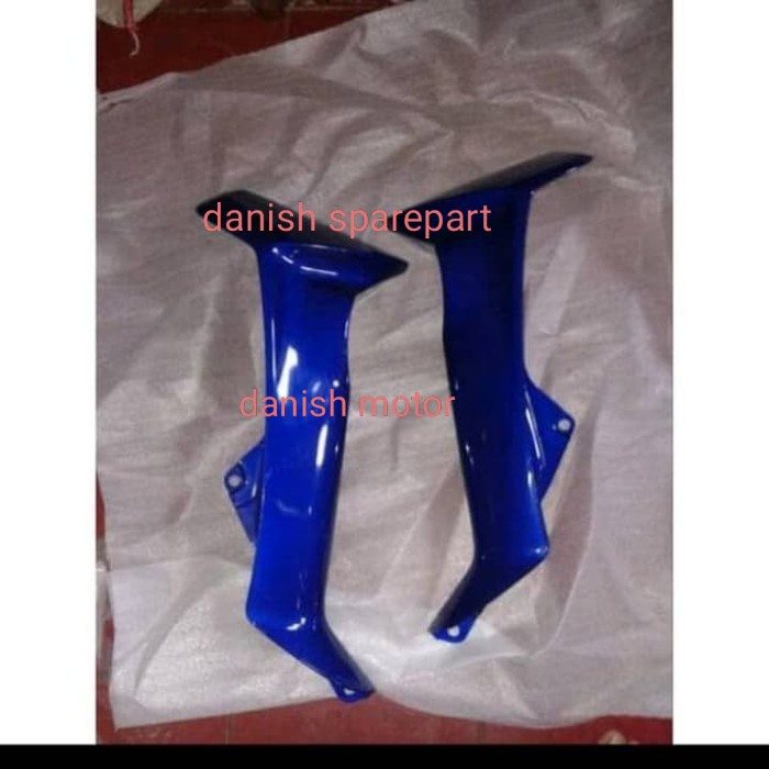 sayap luar vega r lama biru / body / body depan vega r lama