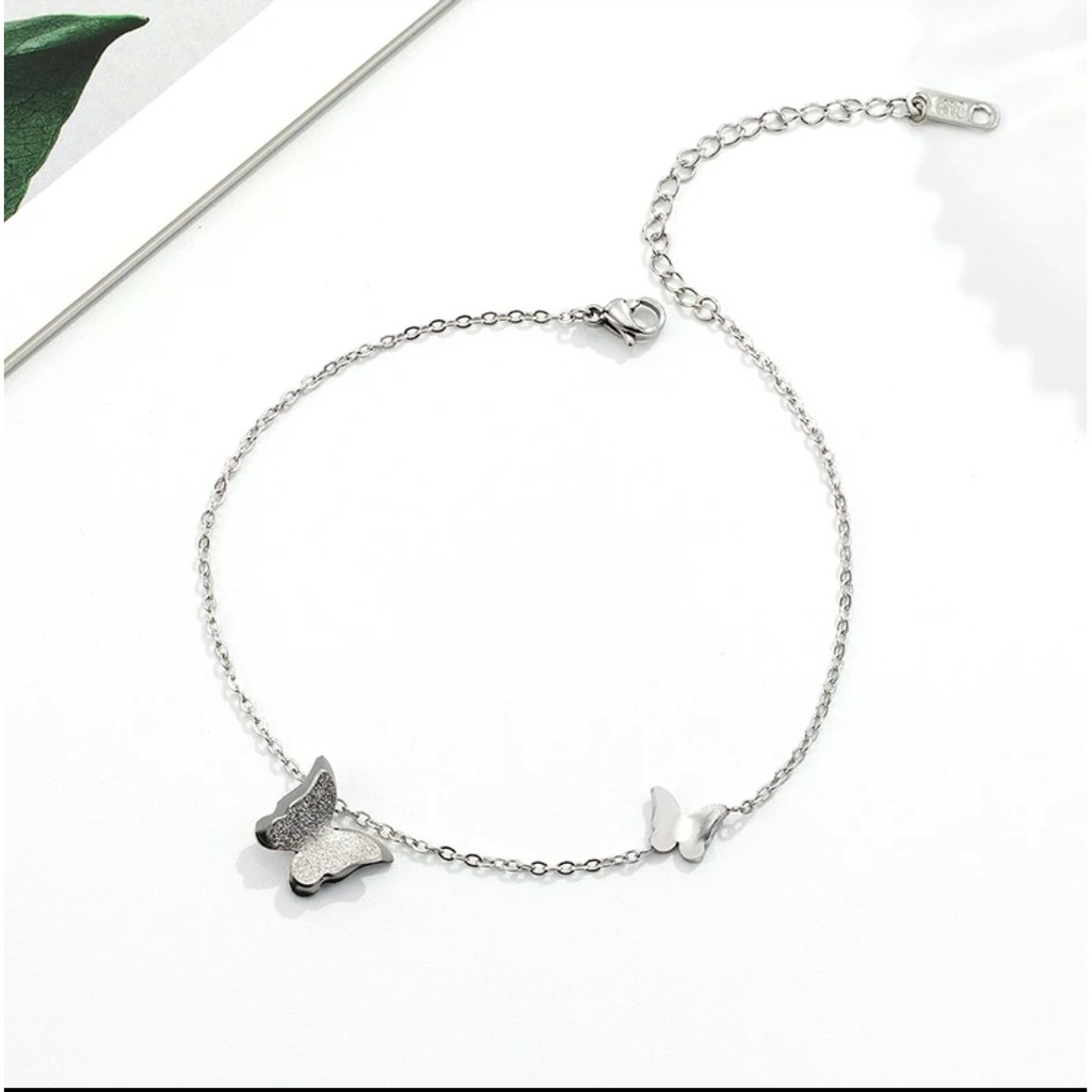 Gelang Tangan Titanium Aksen 2 Kupu - Kupu Warna Rosegold, Gold dan Silver