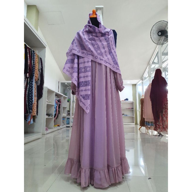 set Aghinia by Wm signature