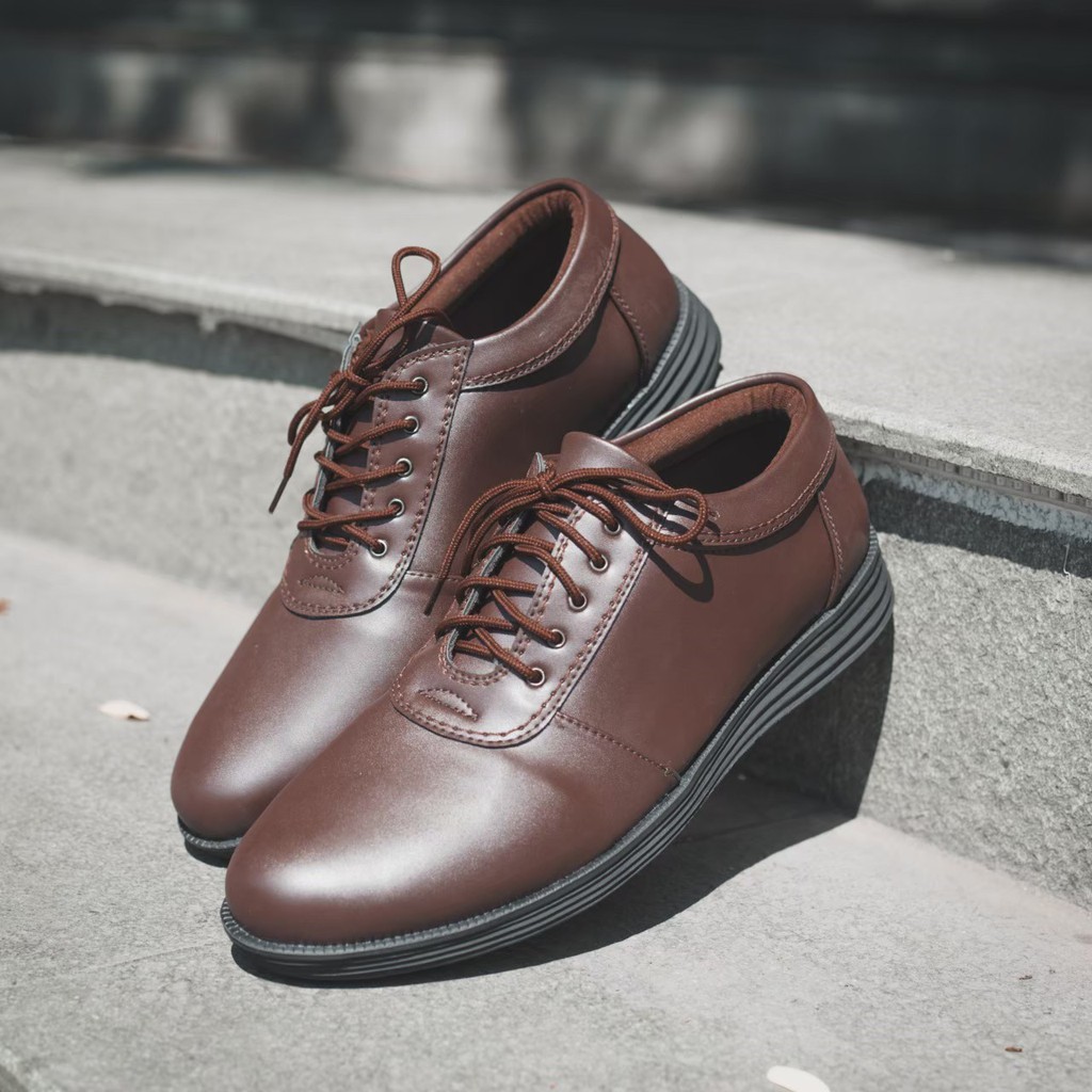 CARLTON BROWN - Sepatu Pantofel Pria Kulit Formal Kantor Kasual Kerja Kuliah Sepatu Pantopel Cowok Oxford Original