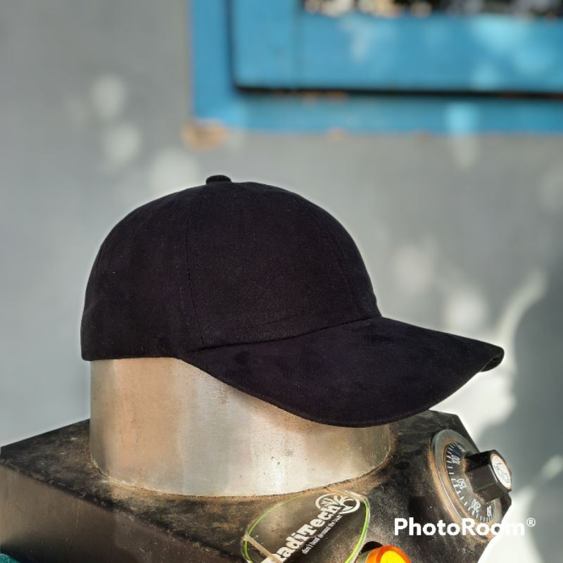 Topi Uniqlo Hitam Polos Second Original Seperti Baru