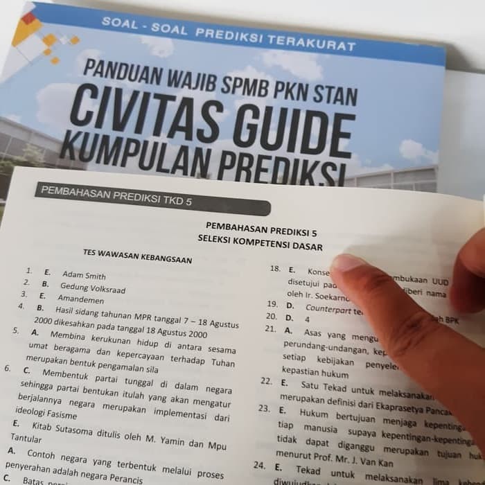 bermanfaat CIVITAS Guide Tahun 2020 Buku SPMB PKN STAN Soal USM TPA TBI SKD  amanah