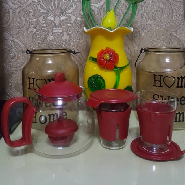 Teaz Me Pot and Glass Set Activity Tupperware