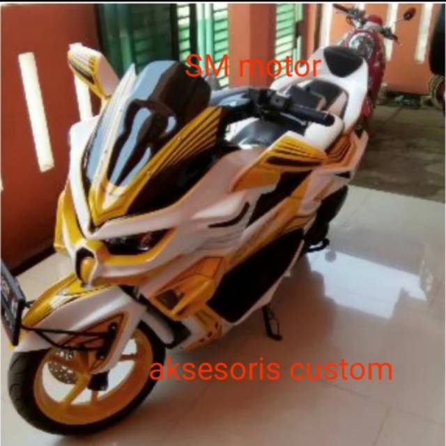Full modifikasi nmax model predator grafis motif
