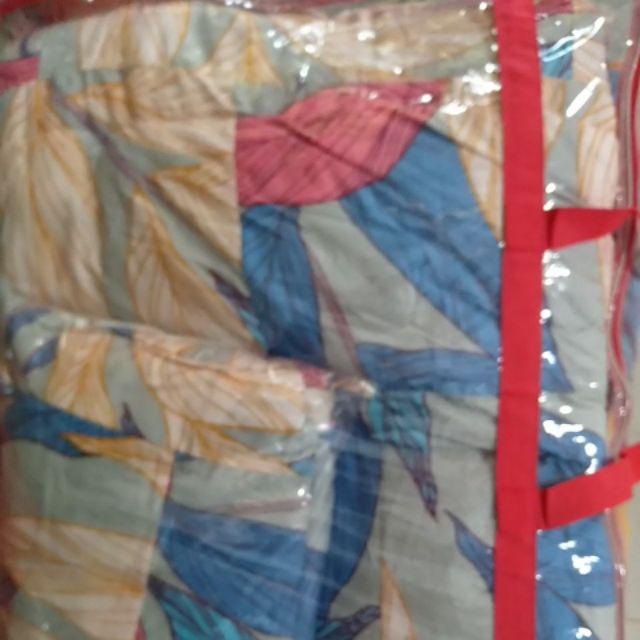 (motif Random) Sprei Perca California Mix 160 X 200