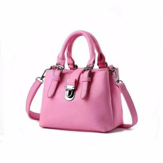 Tas Selempang Gucci Sylvie Mini Snapshot Camera Sling Bag Wanita Code 1307 Tas Bahu Termurah