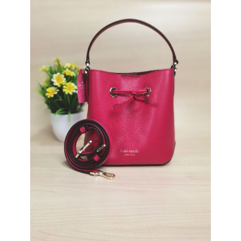 KS Small Bucket Eva Red Cake