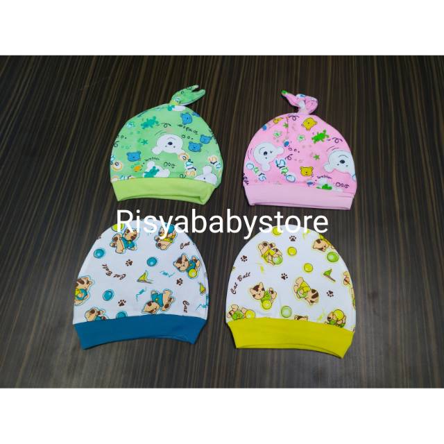 Topi bayi Motif