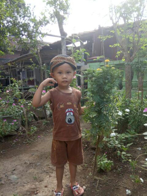 Blangkon Hitam Batik Anak Model Solo Untuk 1-5 Tahun - Topi Aksesoris Kepala