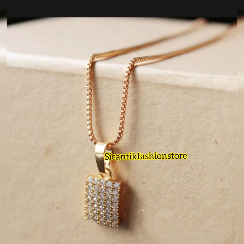Kalung Titanium Wanita Liontin Kotak Full Permata Warna Gold dan Silver Terlaris Anti Karat selamanya Kalung Titanium Wanita Liontin Kotak Gold Fashion Wanita