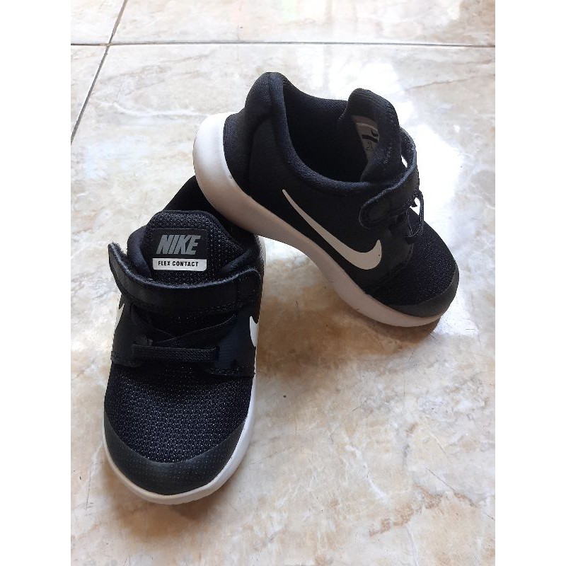 sepatu nike baby