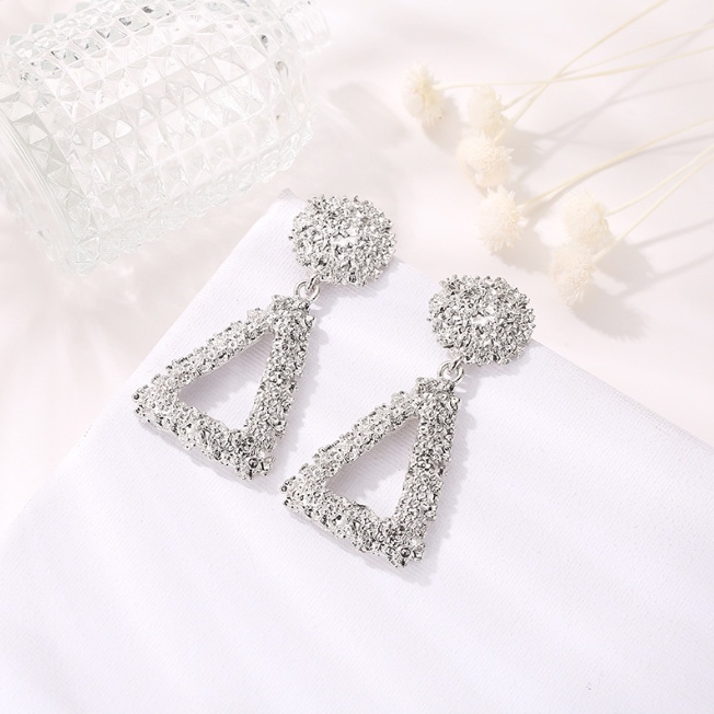 Anting Segitiga Korea Hijab Muslim Jilbab Earrings Wanita Fashion Vintage Women Cantik Triangle Metal Model Tusuk