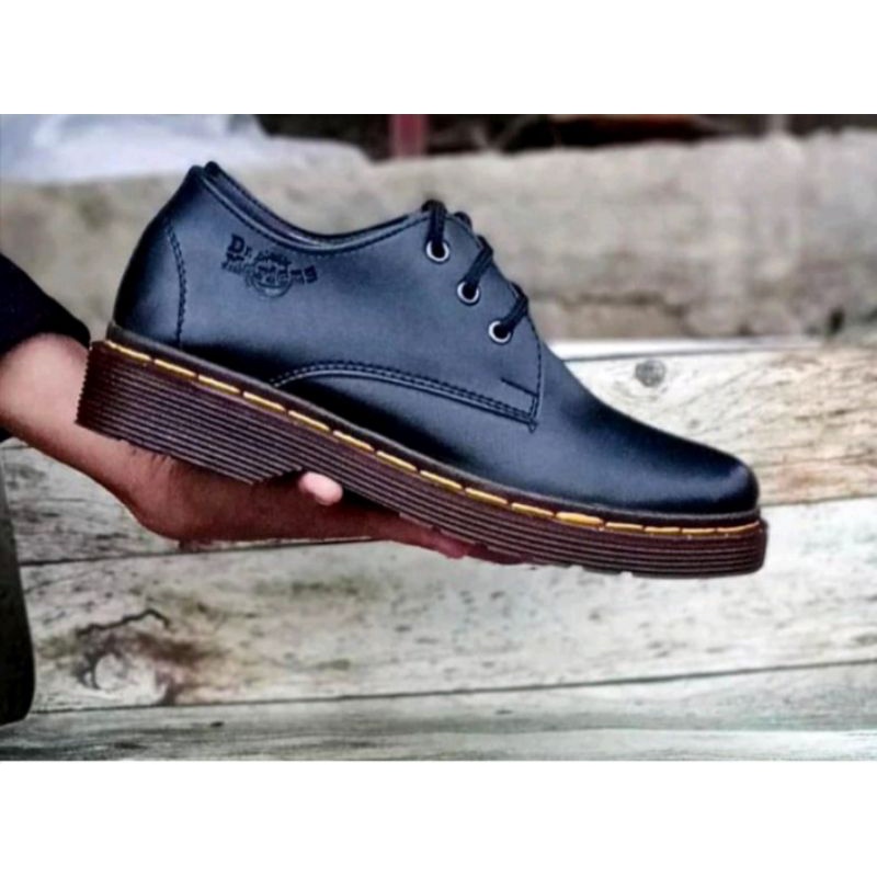 sepatu martens &amp; loafers pria wanita sepatu dr martens pendek sepatu martens sepatu boots murahEhh