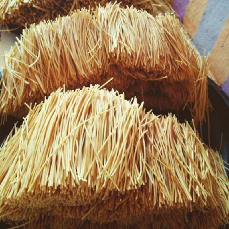 

Mie Lidi Matang Tanpa Bumbu 1kg beli banyak free bonus