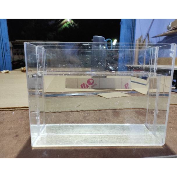Aquarium cupang soliter ikan cupang bahan akrilik 20x10x15cn