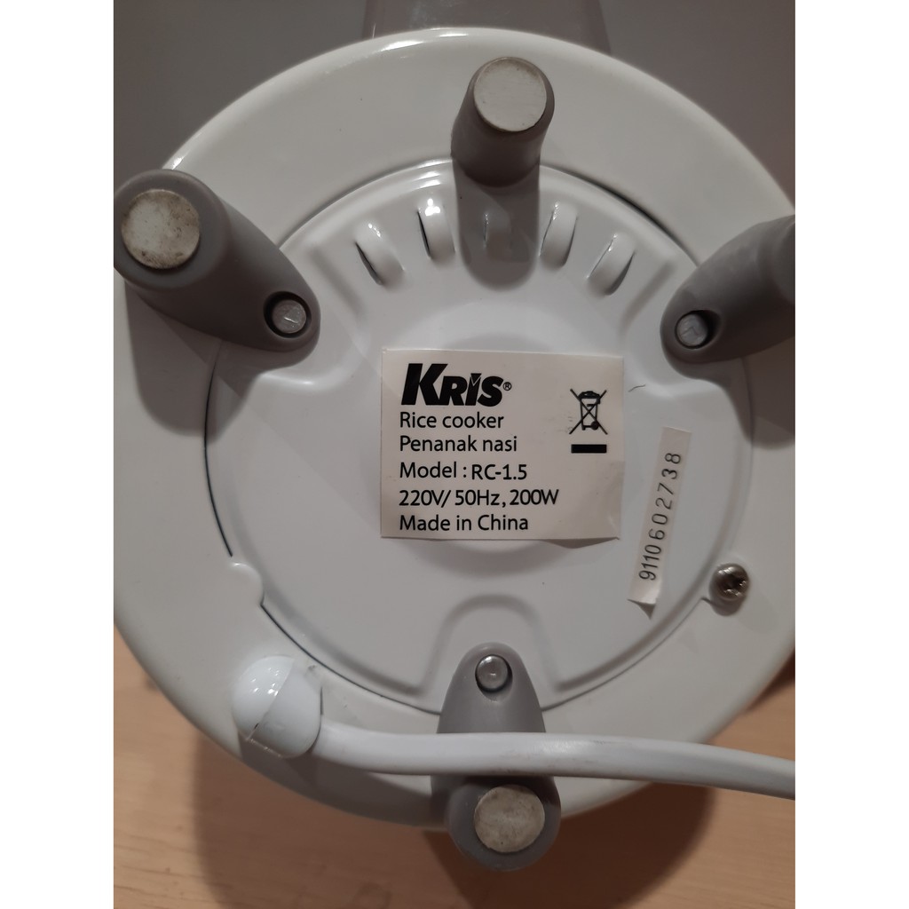 RICE COOKER 0,3LTR/ MINI RICE COOKER WHITE 200W/ PENANAK NASI