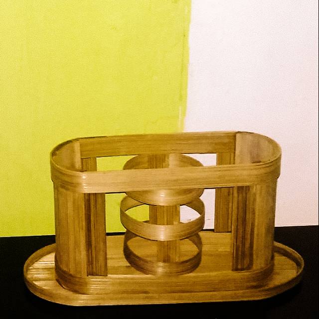 

Tempat Pensil