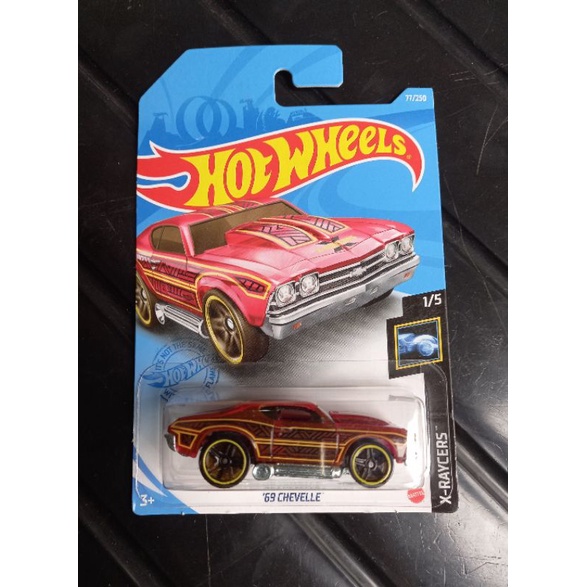 hotwheels 69 CHEVELLE merah HW X - RAYCERS