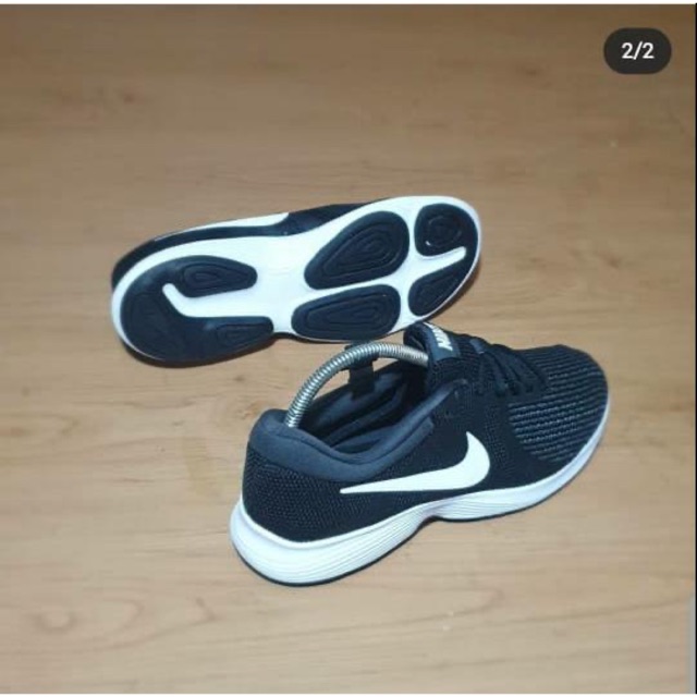 Sepatu NIKE ORI