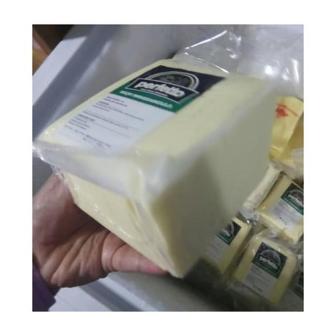 

Keju Mozarella Perfetto Label Asli 1Kg - Khusus Gosend Promo Besarbesaran