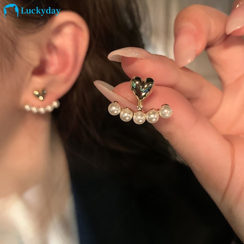 YEEZII Anting Stud Hypoallergenic Bentuk Hati Aksen Mutiara Warna Emas Gaya Retro Untuk Wanita