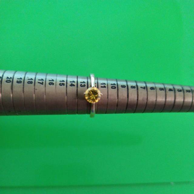 Cincin solitaire polos Batu kuning