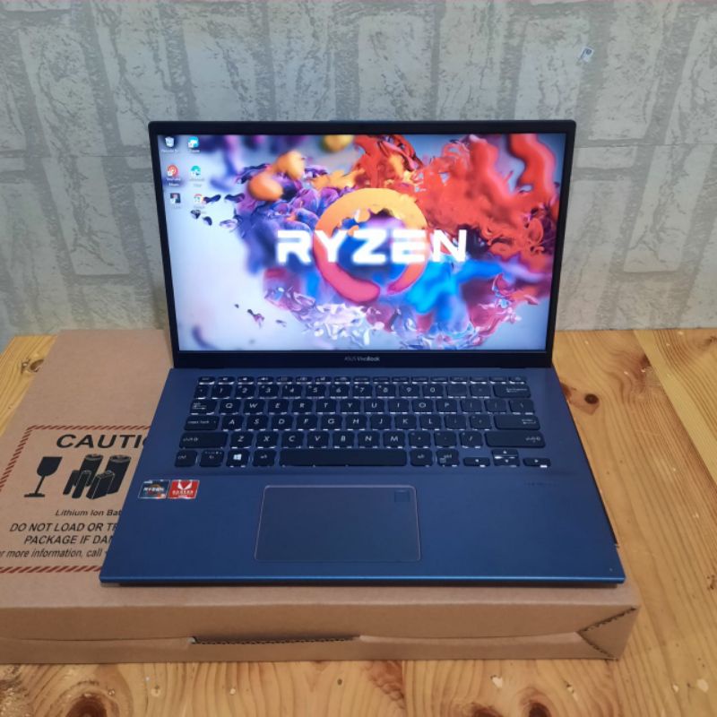 Laptop asus Vivobook A412D Amd Ryzen 3-3200U Ram 4Gb SSD 256Gb/HDD 1TB Amd Radeon Vega 3 Keyboard backlight