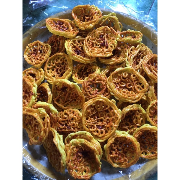 

KERUPUK BAWANG PEDAS GURIH ENAK KRIIUKK