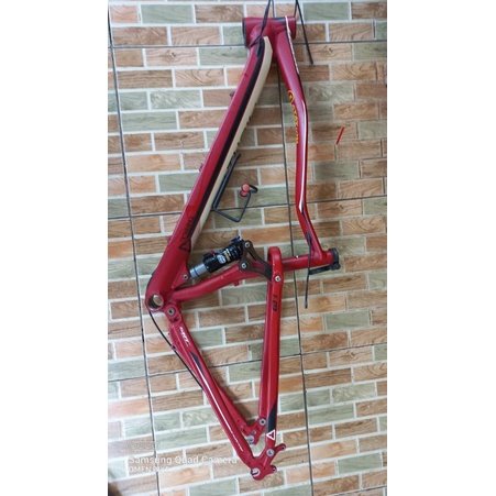 FRAME THRILL FERVENT 1.0