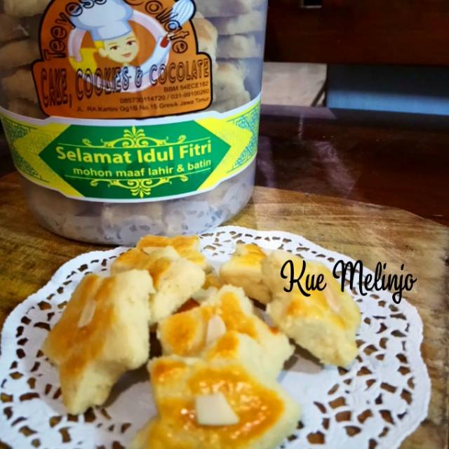 

Kue kering Melinjo