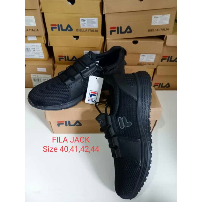 sepatu FILA ori full black size 44