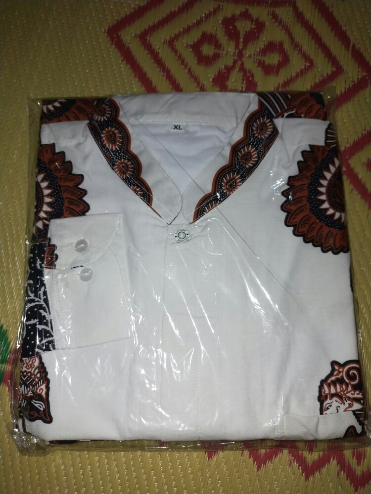 Batik Solo Modern Setelan Sarung Dan Koko Full Furing Motif Wayang Wulu Sogan