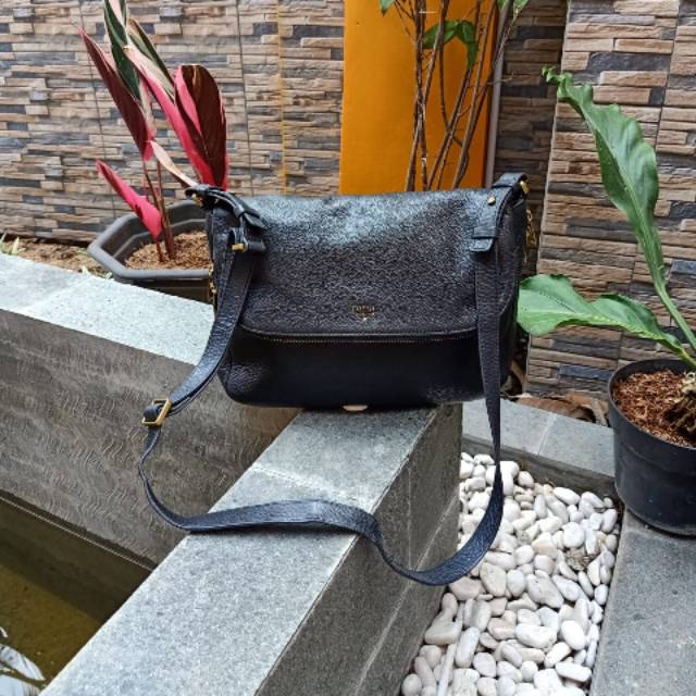 TAS WANITA FOSSIL HITAM