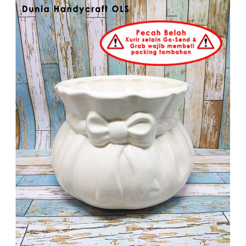 Vas / Pot Bunga Keramik Pita Besar