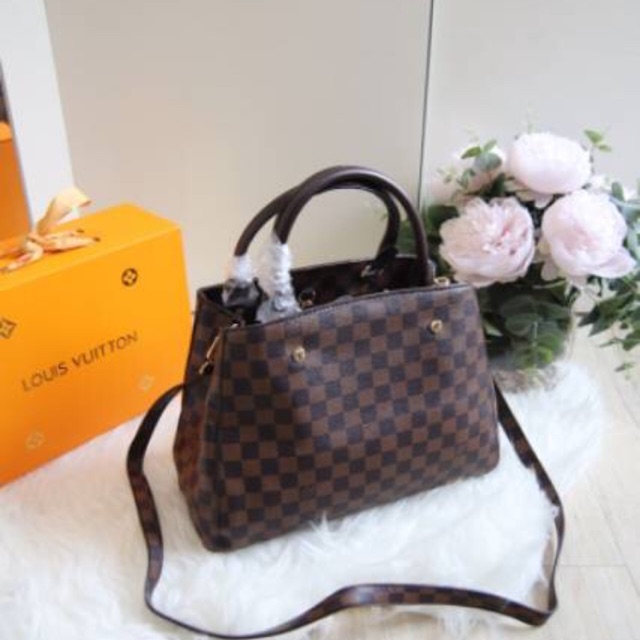 LV montaigne damier
