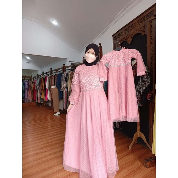 Dress Brukat. Dress Bridesmaids. Kebaya Muslim. Gamis Brukat. Bridesmaids. Dress Tunangan. Kebaya Wi