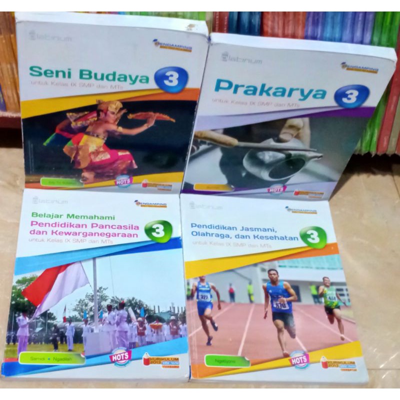 Buku Paket Kelas 9 SMP/MTs K13N Platinum Hots.