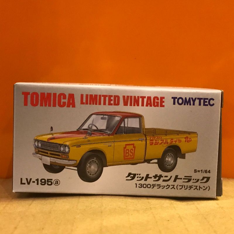 TOMICA LIMITED VINTAGE LV-195A DATSUN TRUCK BRIDGETONE