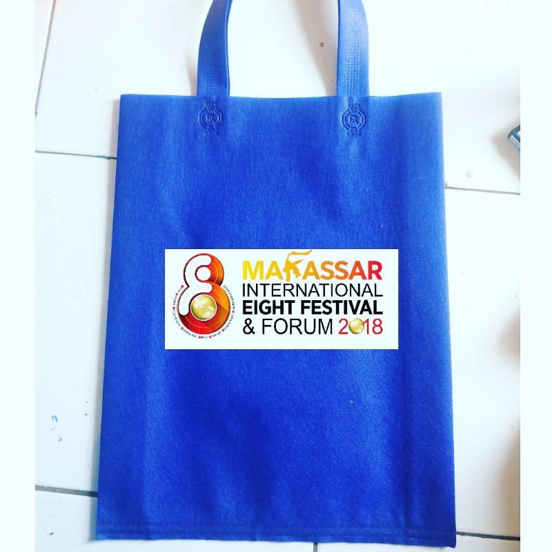 

TAS GOODIEBAG PEGANGAN TALI/SPUNBOND25×35×8