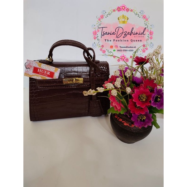 HUER Endra Croc Embossed Satchel Bag