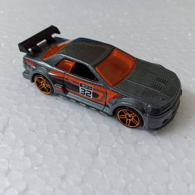Hotwheels Mystery Skyline R32