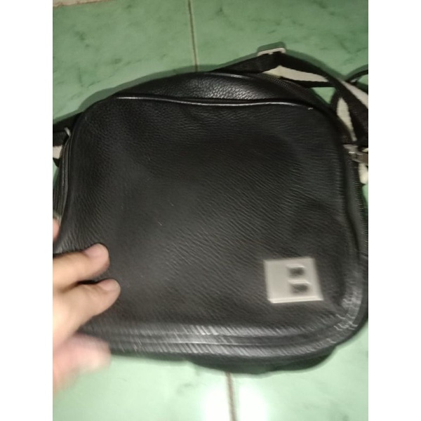 PL import second Tas Pria