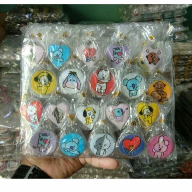 BTS Souvenir Pernikahan Gantungan Kunci resin Bening