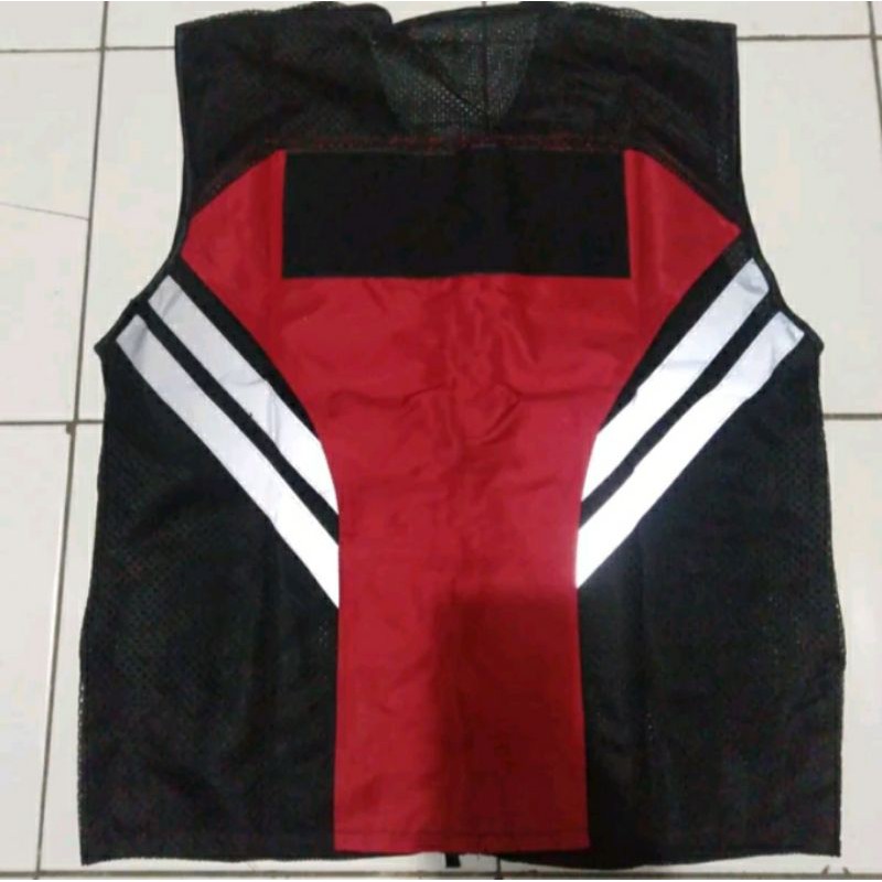 ROMPI SAFETY BAHAN TASLAN SAMPING JARING FREE LOGO K3 BENDERA MERAH HITAM RESLETING HSE