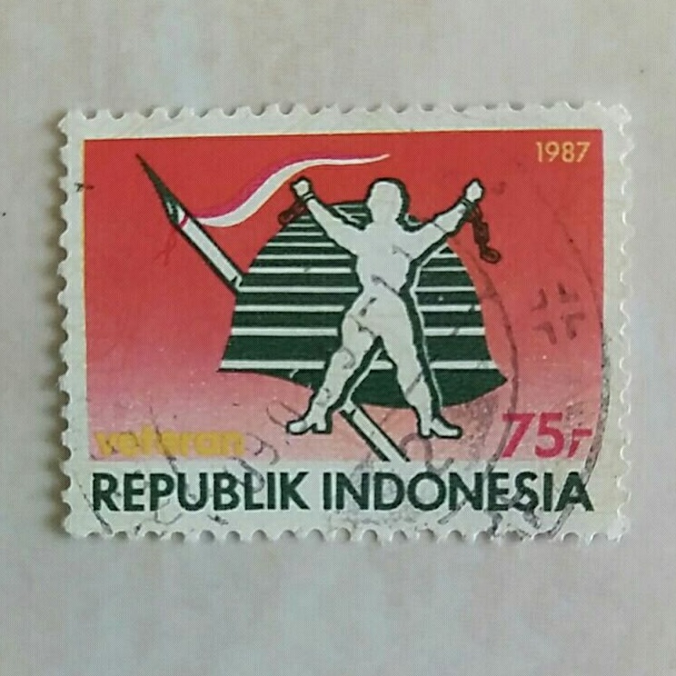 

(AA) Perangko Kenangan Revolusi Fisik '45 - 1987 - 75 Rupiah Used