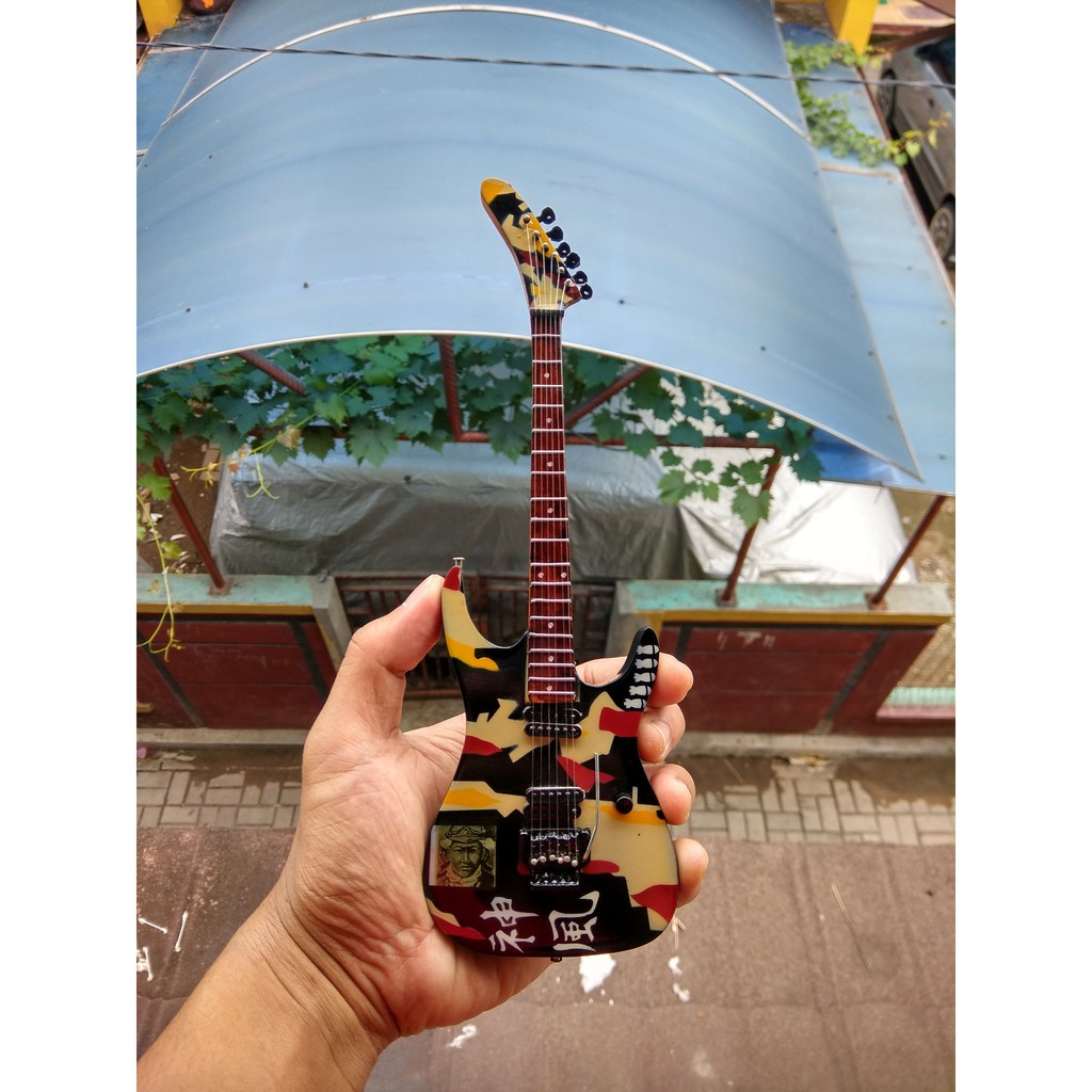 Miniatur Gitar ESP LTD Kamikaze George Lynch Signature