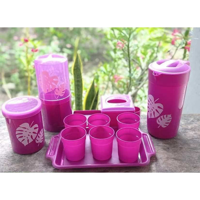 teko set isi banyak diana pitcher motif monstera