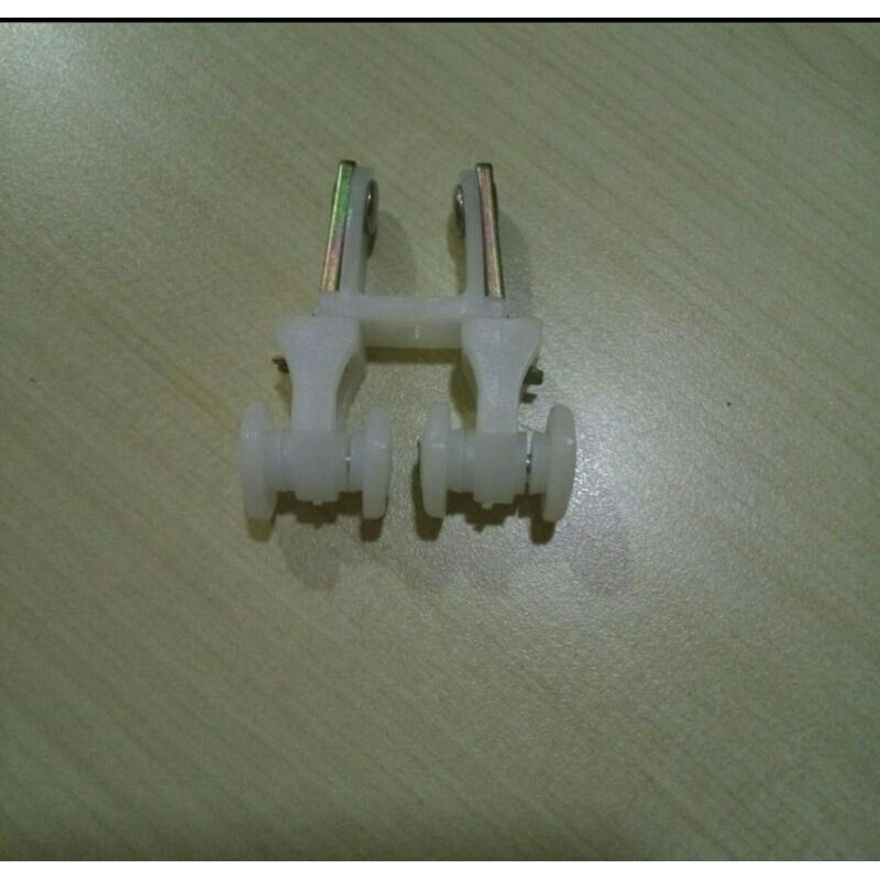 Roda pintu lipat pvc dobel loader